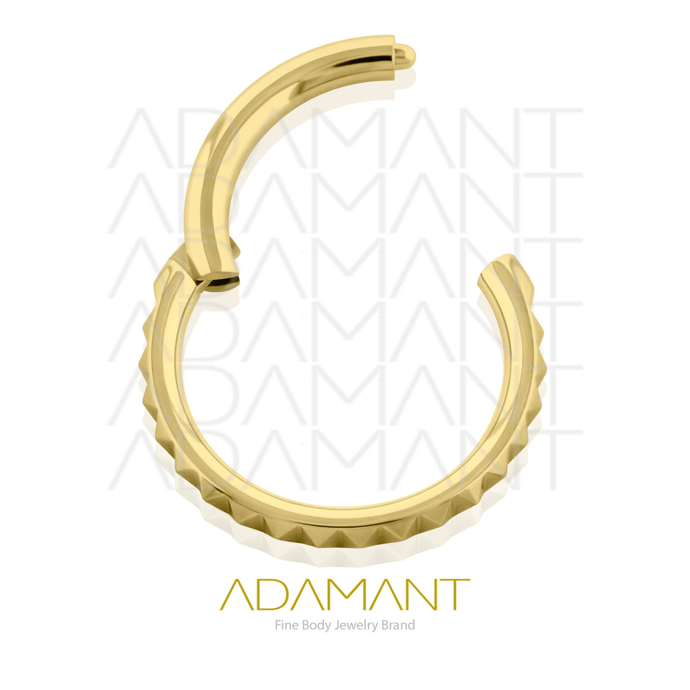 20g, Titanio Platizado Dorado, Aro Clicker con Bisagra, Side Pyramid Cuts