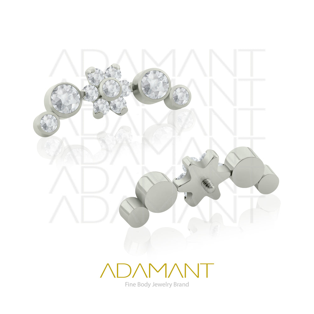 18g - 16g, Titanio Accesorio Rosca, 0.9mm Patrón de rosca, Five Curved con Flor en el centro, Bezel Set, Cubic Zirconia.